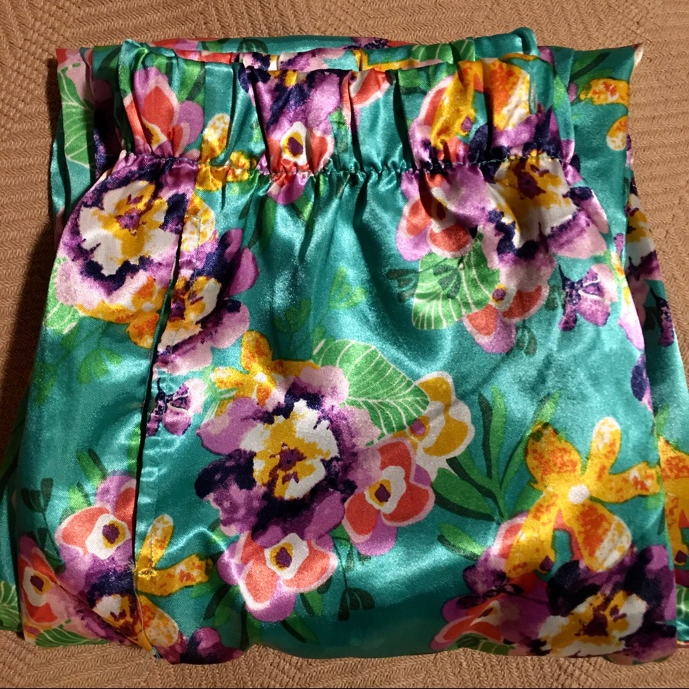 Satiny Tropical Floral Lounge Pants EUC sz S - Picture 4 of 4